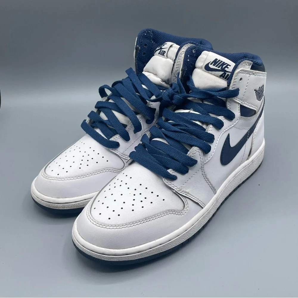 Jordan 1 Retro High OG‎ Metallic Navy
